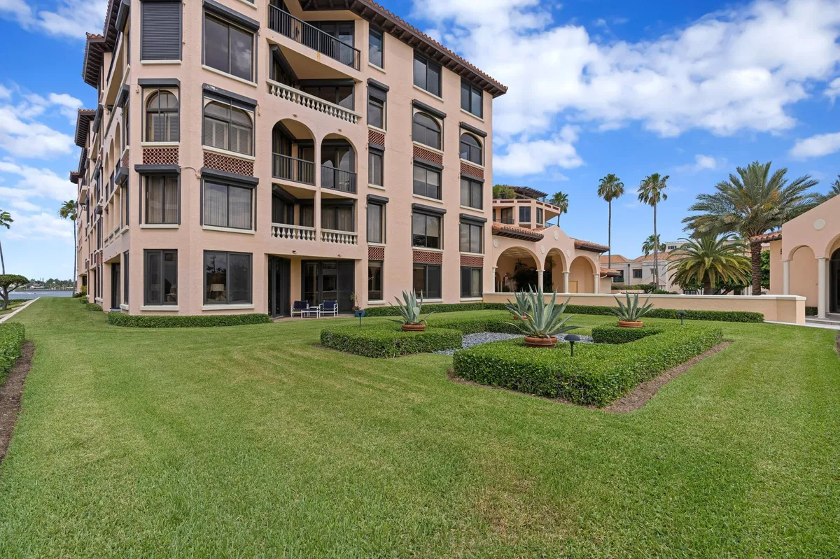 L'Ermitage Palm Beach Unit 101 photo 25
