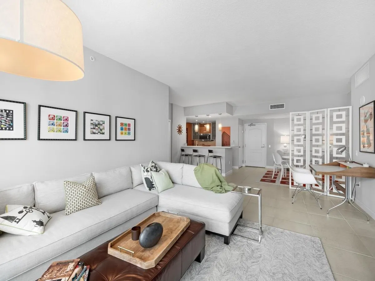 The Whitney Unit 531 photo 4