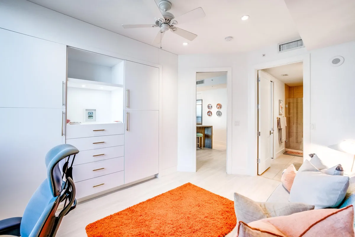 Villa Lofts Unit 903 photo 10