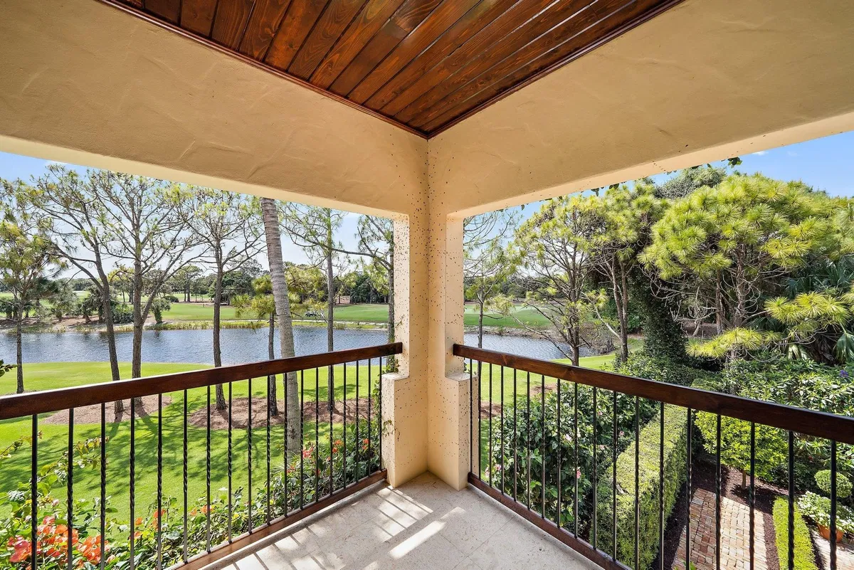 Trump National Jupiter Residence photo 58