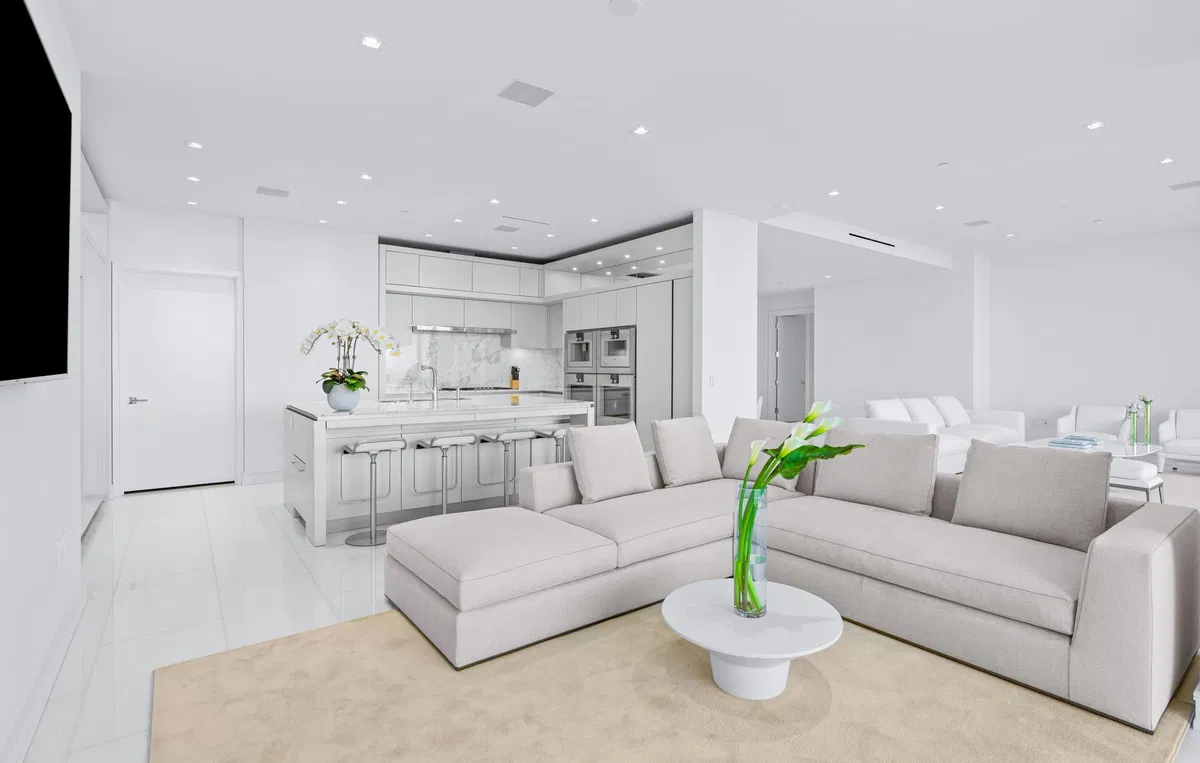 Bristol Palm Beach Unit 1703 photo 7