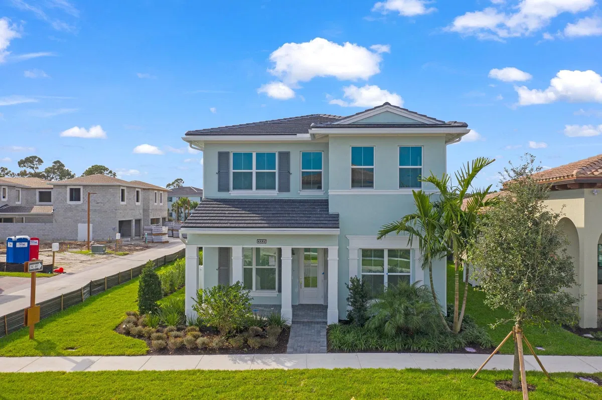 Alton Homes Palm Beach Gardens Residence
