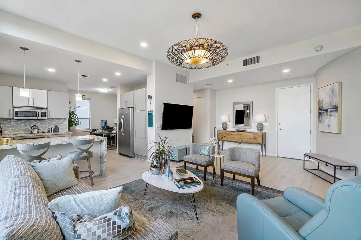 The Meridian Unit 406 photo 7