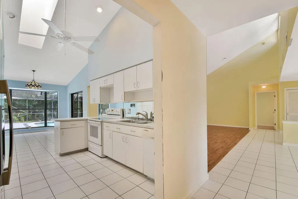 Residence photo 10