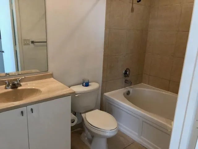 Villa Lofts Unit 401 photo 10
