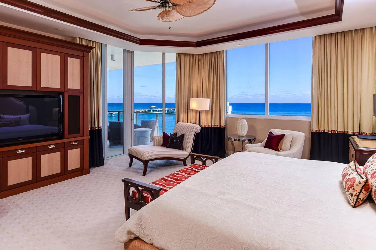 Bellaria Condos Palm Beach Unit 406 photo 4
