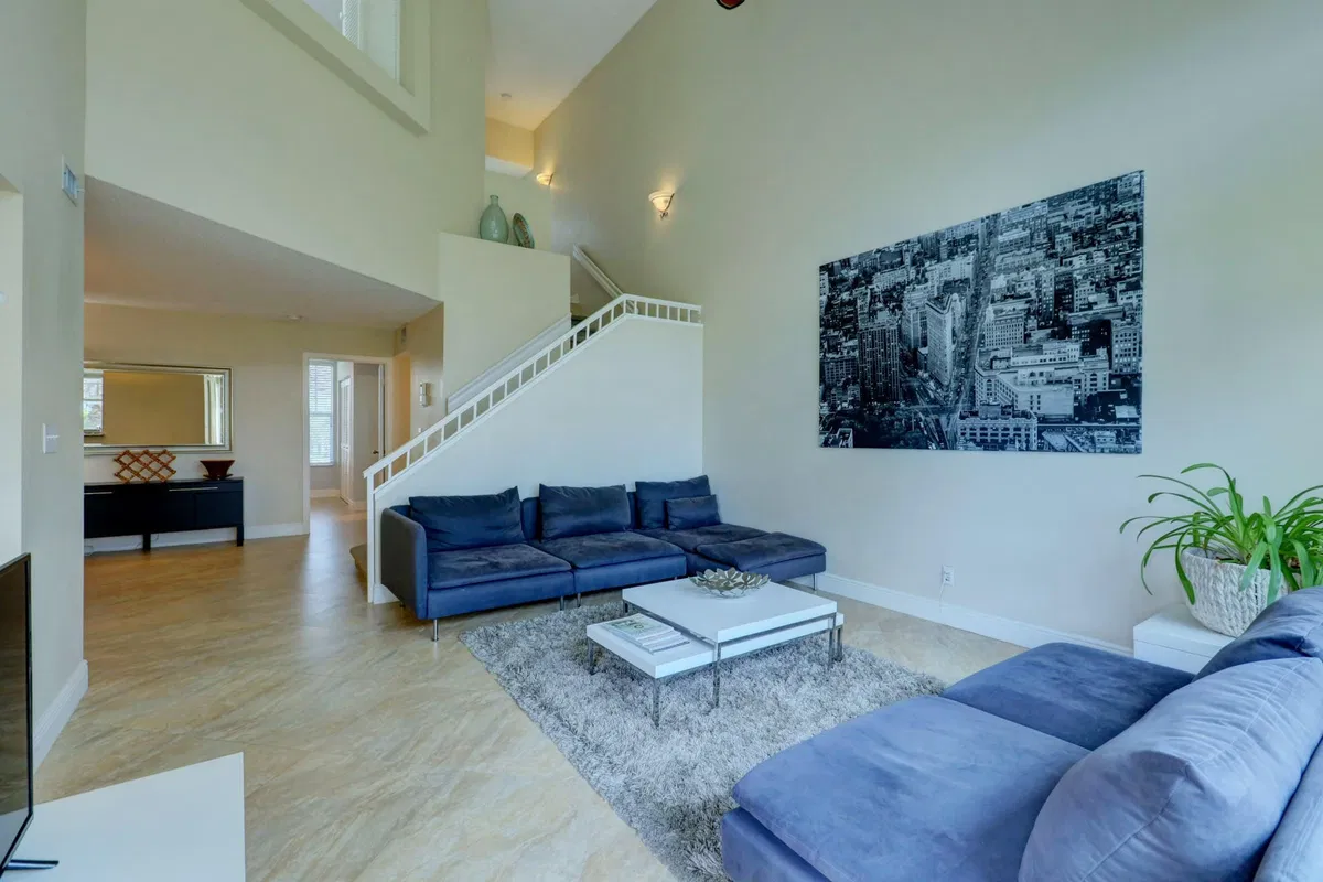 Residence photo 7