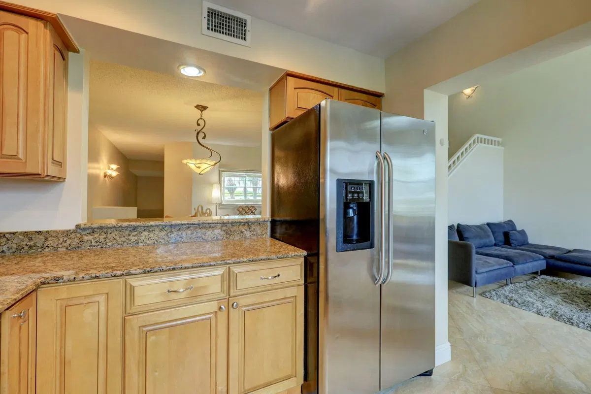 Residence photo 22