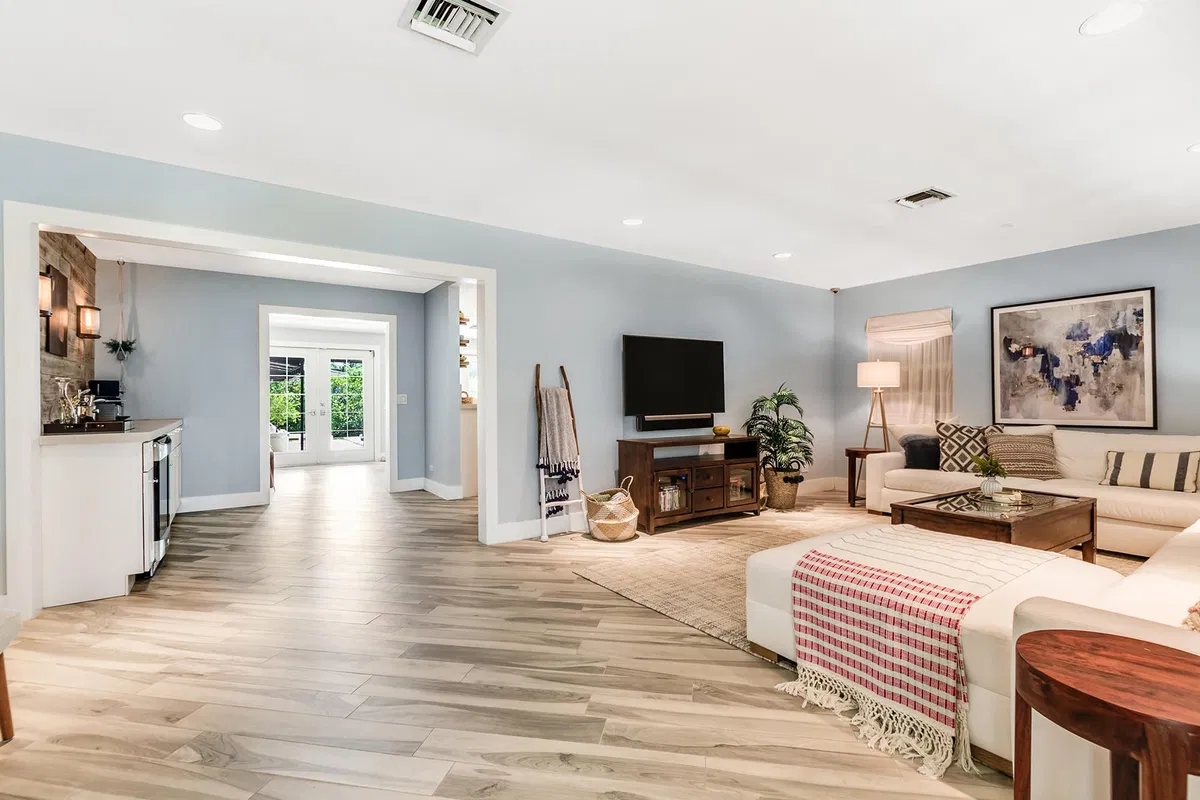 SoSo West Palm Beach Residence photo 7
