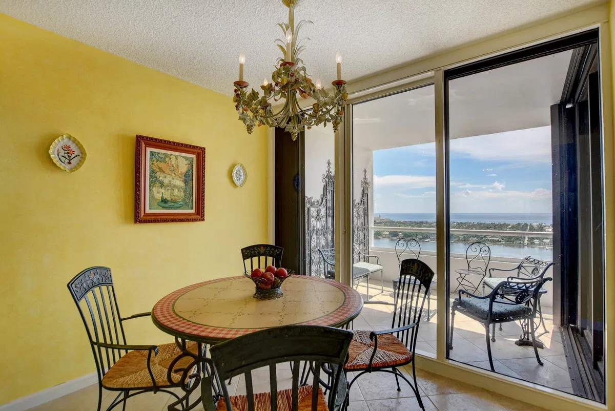 The Plaza of The Palm Beaches Unit 27g photo 19