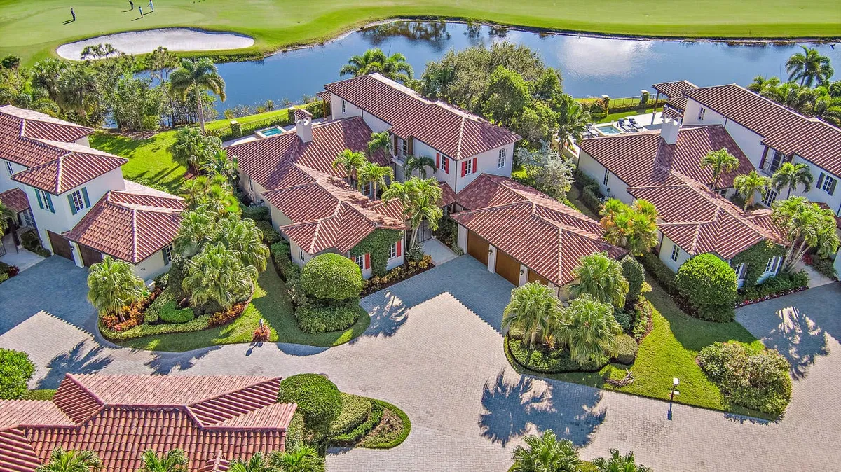 Trump National Jupiter Residence photo 31