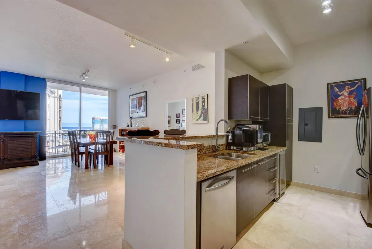 Cityplace South Tower Unit Lph-13
