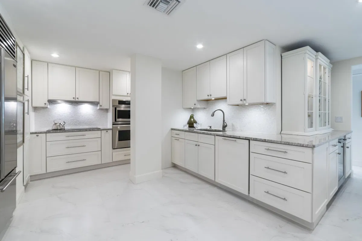 Winthrop House Condos Unit 315 photo 10