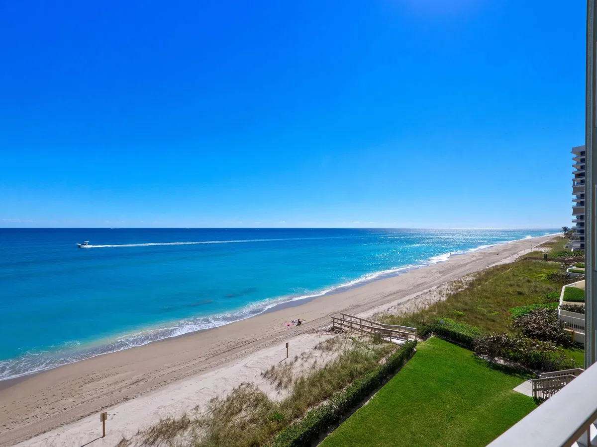 One Singer Island Condos Unit 402 photo 7