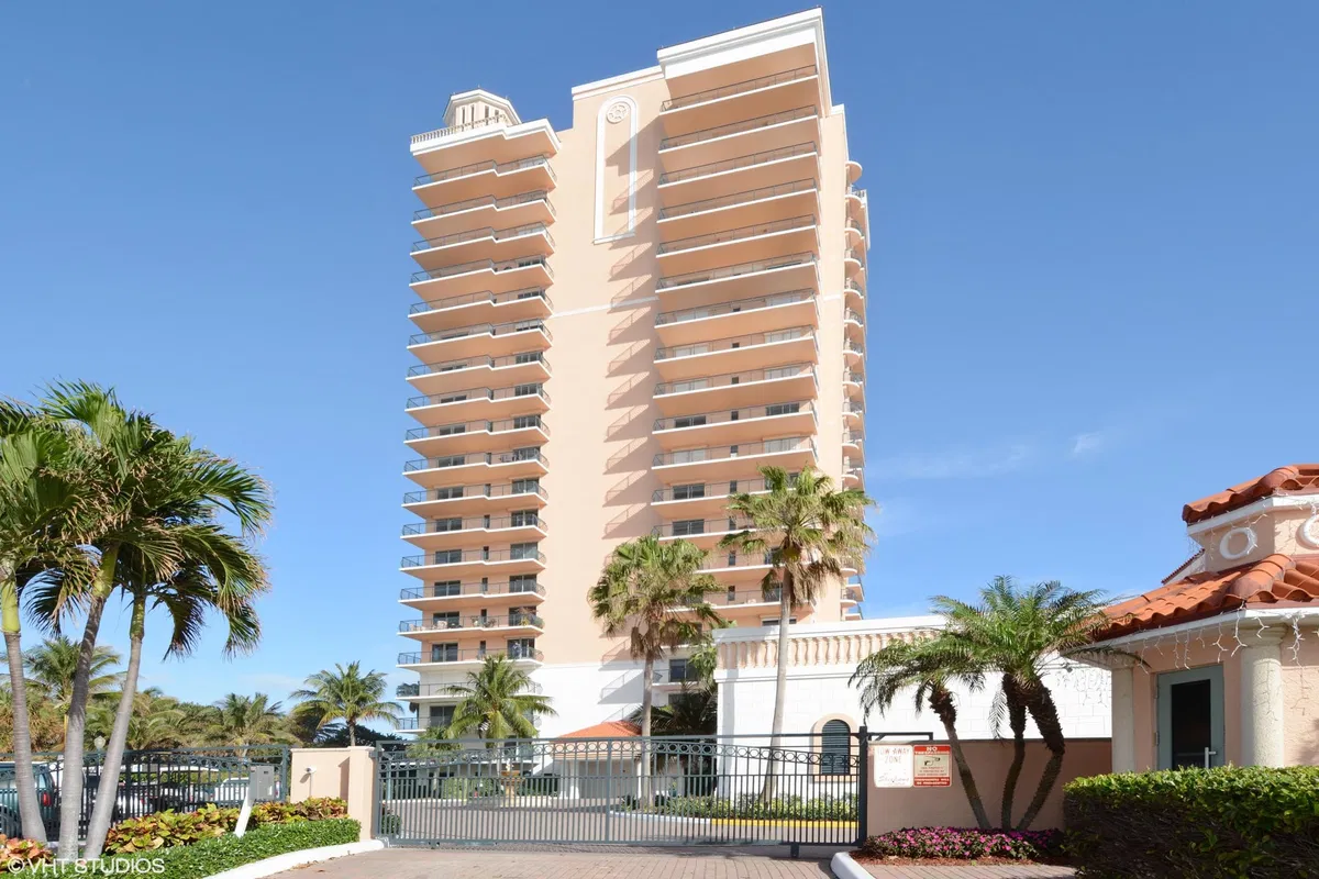 Via Delfino Condominium Unit 1103