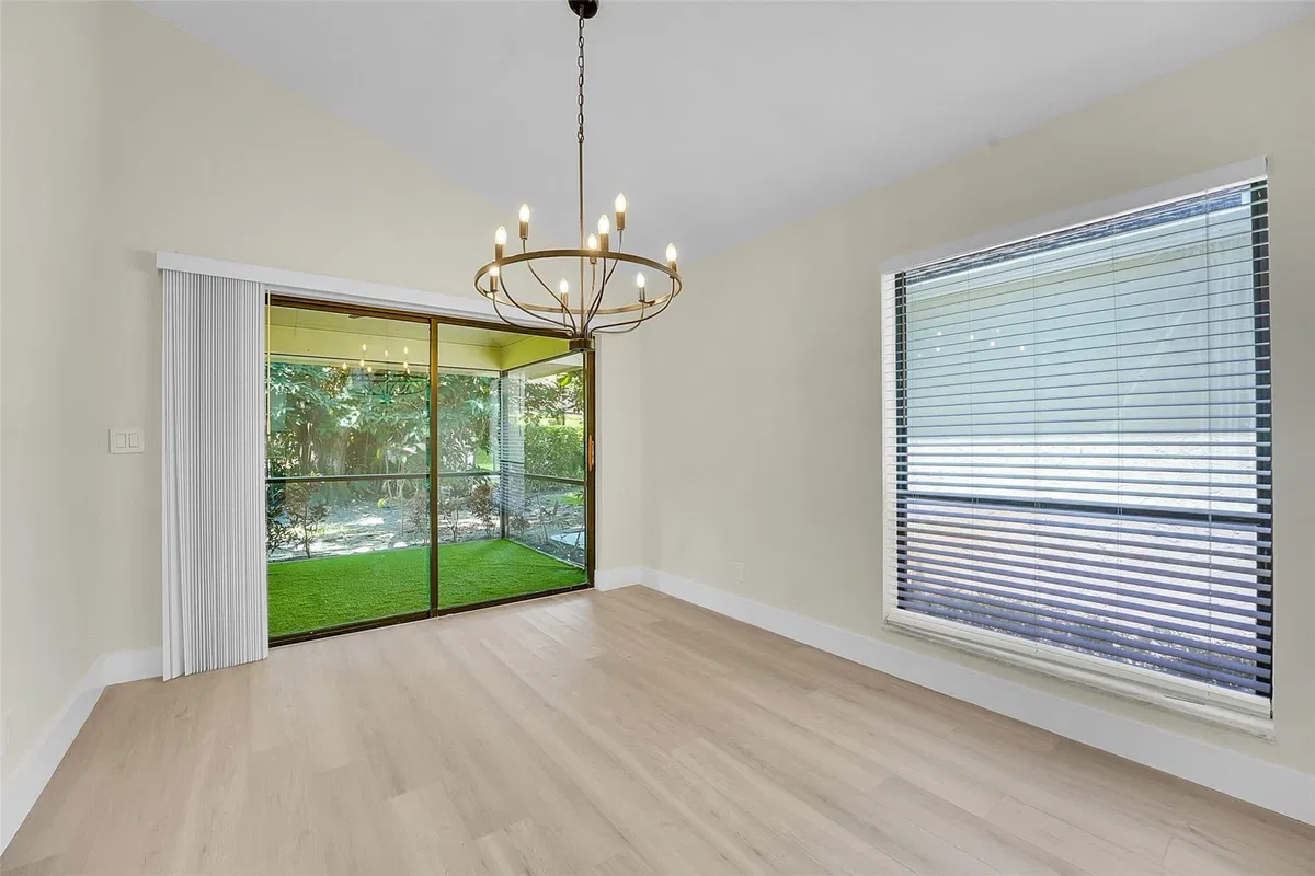 Residence photo 13