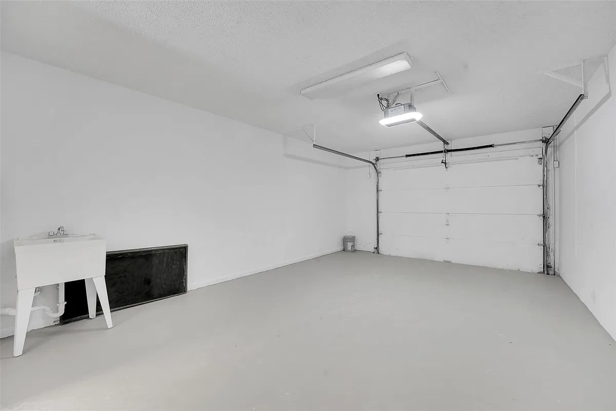 Residence photo 22