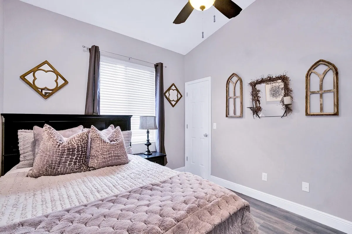 Residence photo 43
