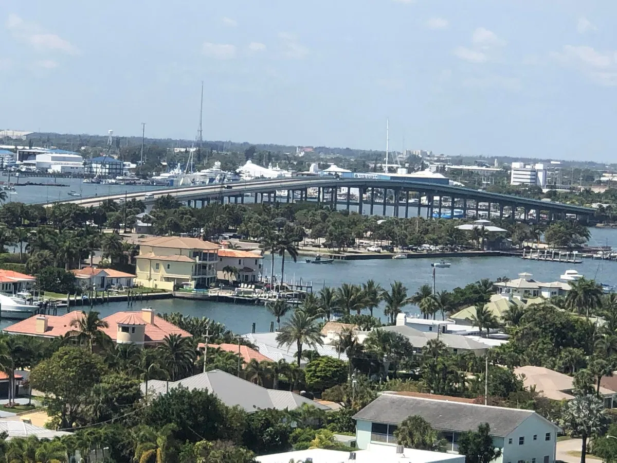 Singer Island Unit 1506 photo 16