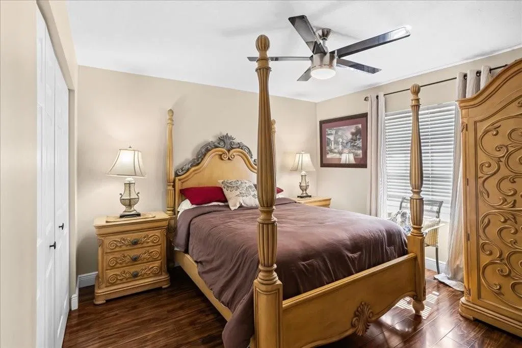 Residence photo 10
