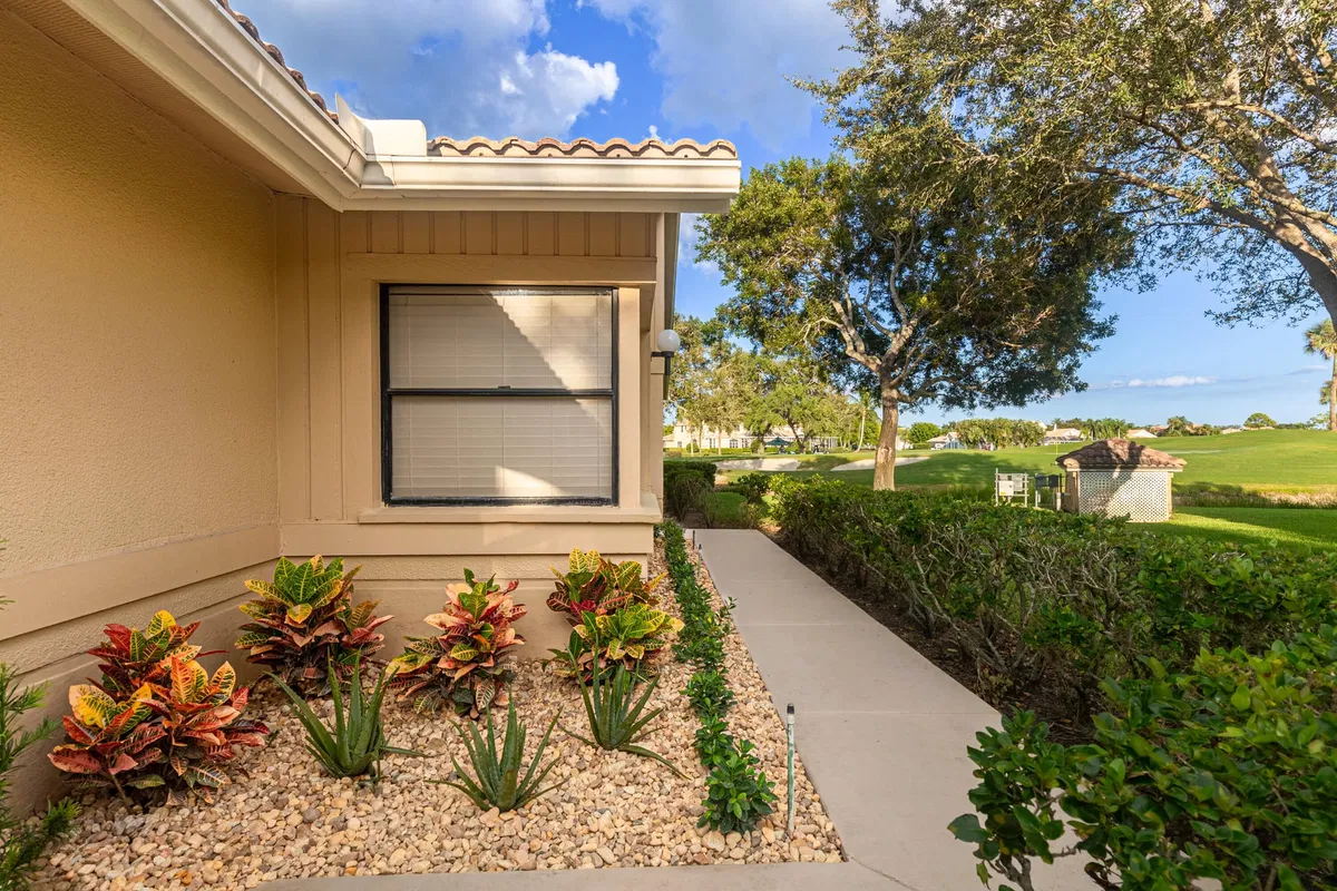 PGA National Palm Beach Gardens Residence photo 28