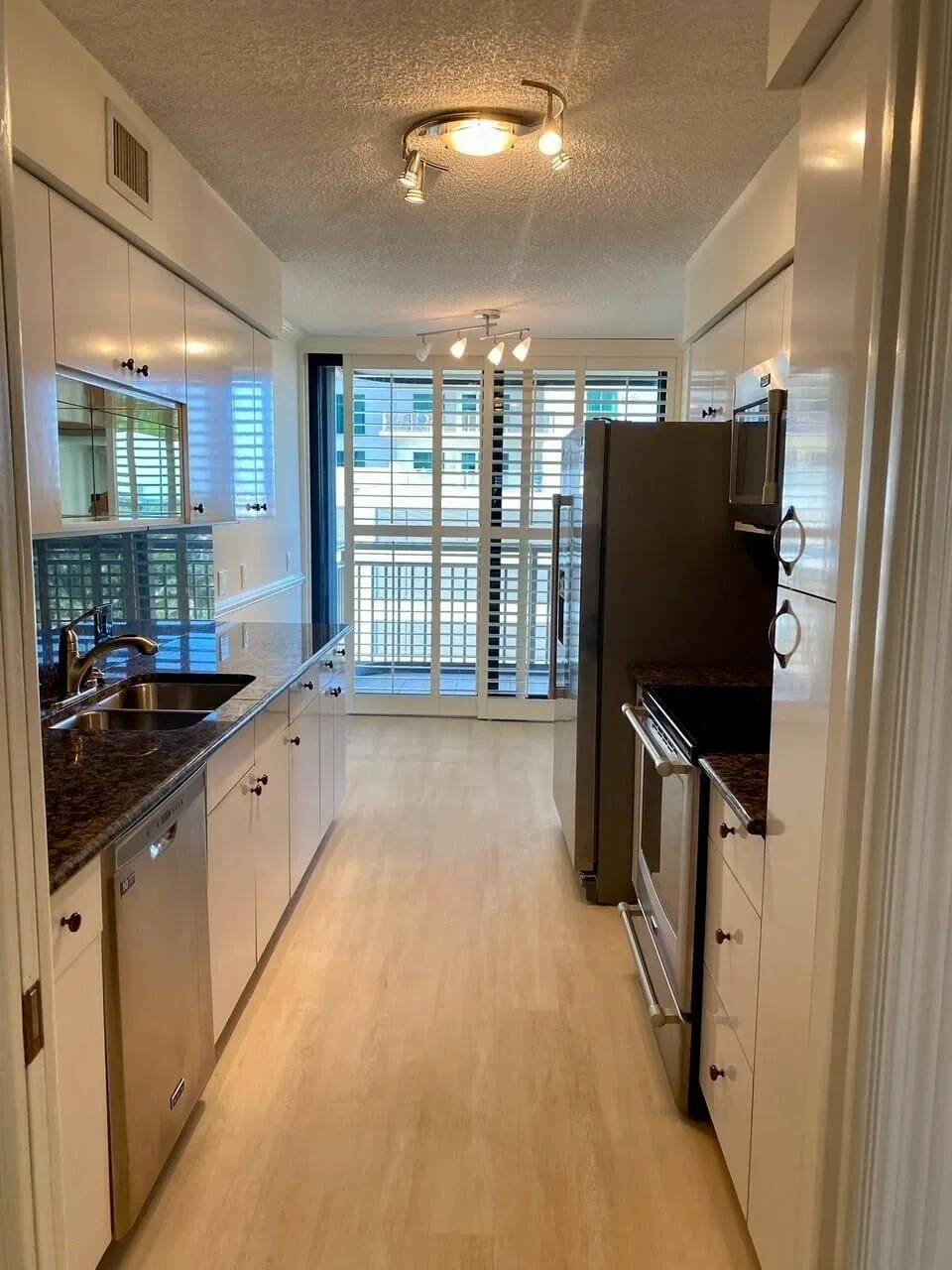 Singer Island Unit 706 photo 10