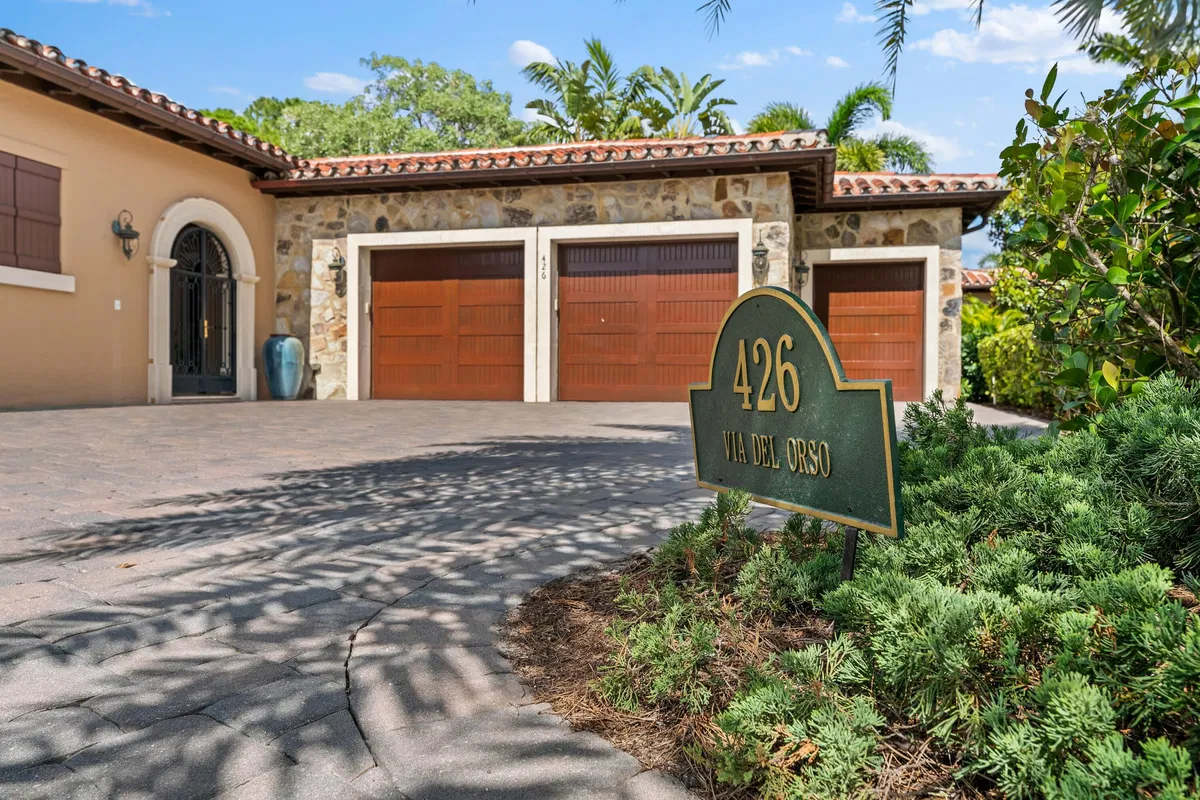 Bear's Club Residence photo 7