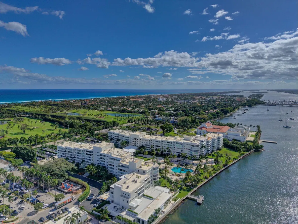 Palm Beach Towers, Palm Beach Unit 104 A