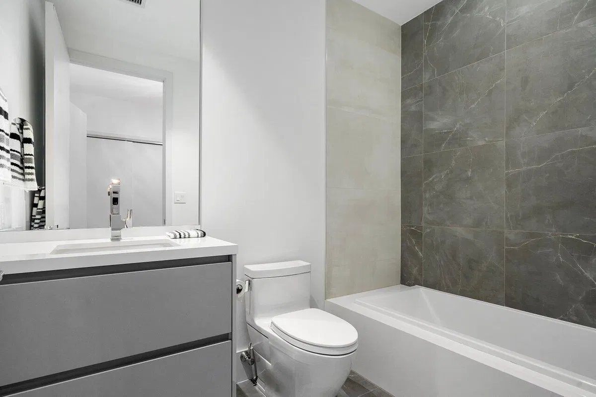 1625 Ocean Unit 10 photo 28