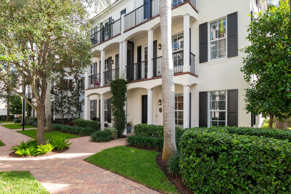 Cannery Row Delray Beach Residence