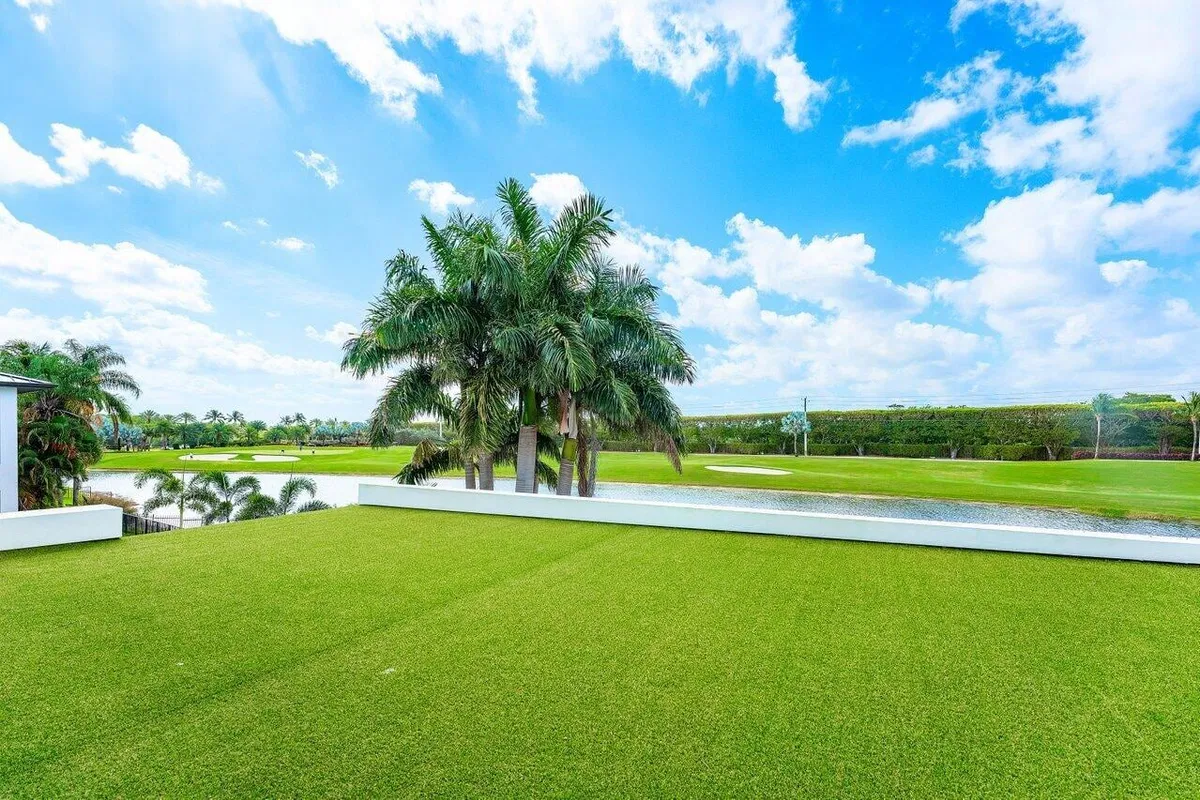 St. Andrews Country Club Residence photo 70