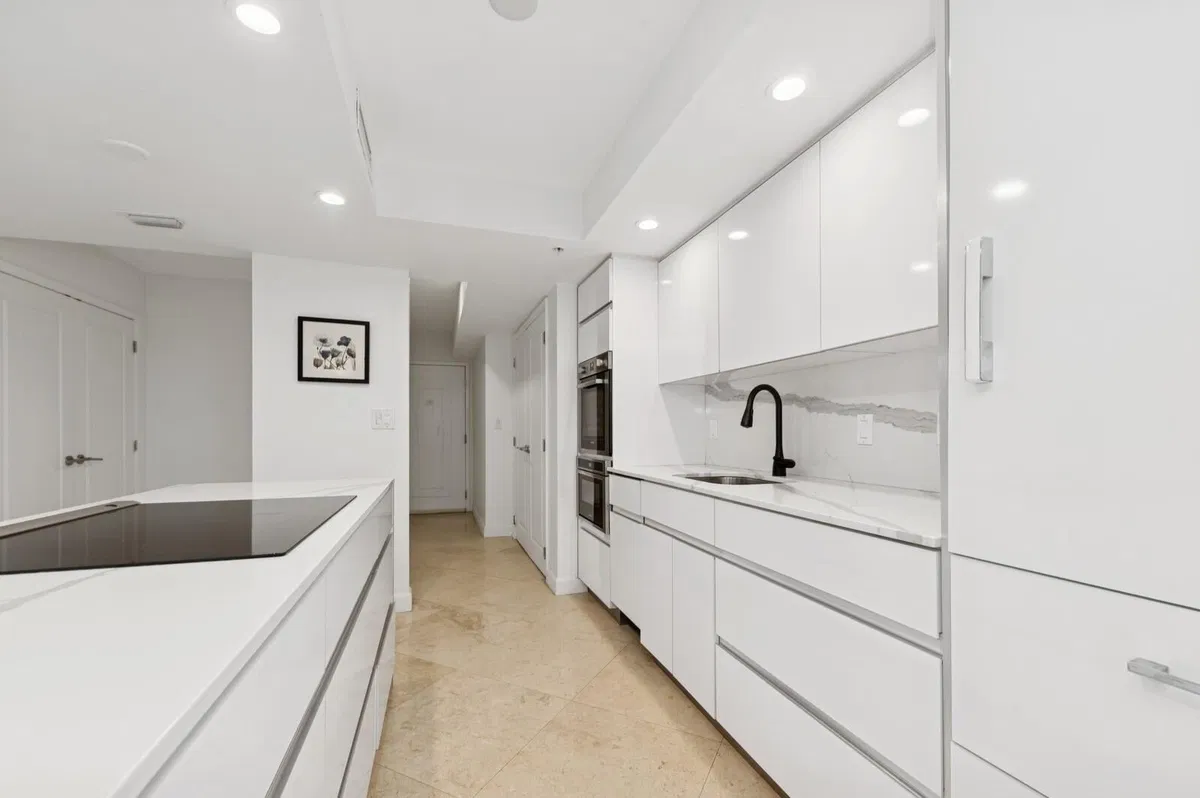 Tiara Singer Island Unit 6-A photo 7