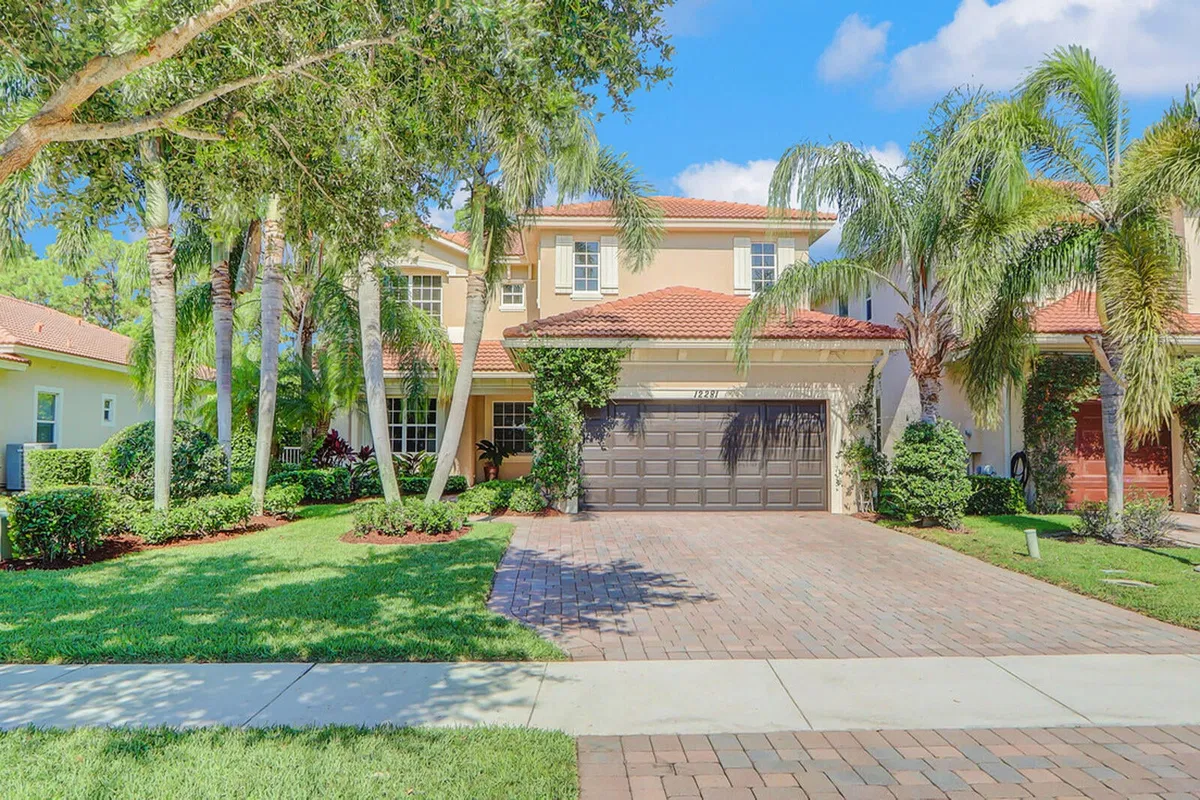 Paloma Palm Beach Gardens Residence