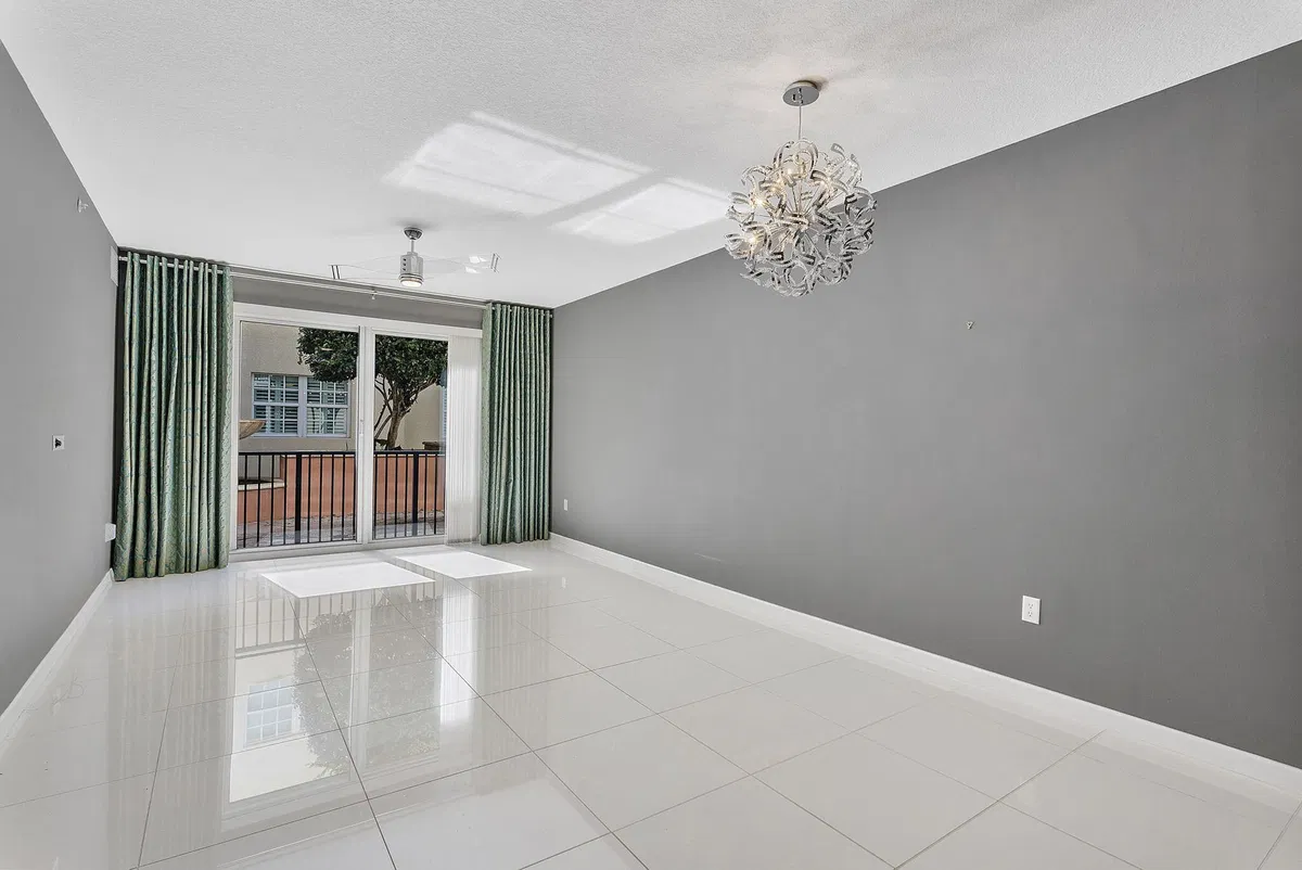 The Astor Unit 314 photo 13