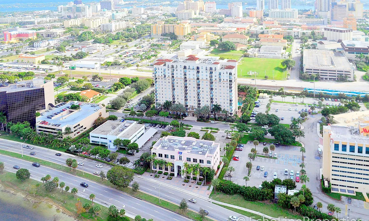 The Montecito Unit 513