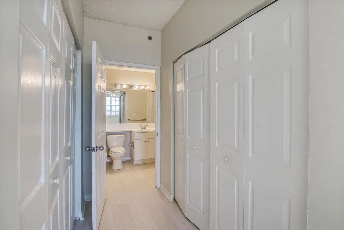 The Montecito Unit 513 photo 10