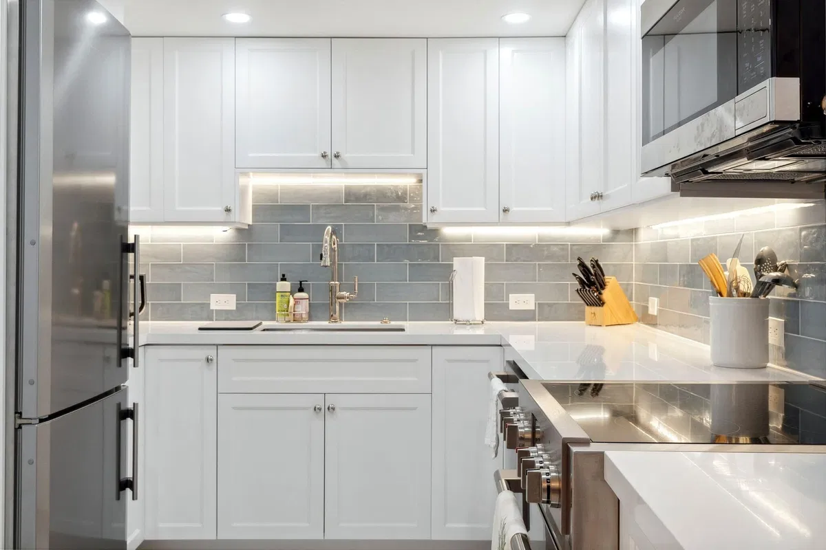 Trianon Unit Ph2 photo 25