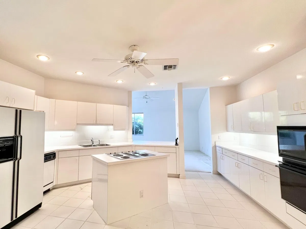 St. Andrews Country Club Residence photo 4