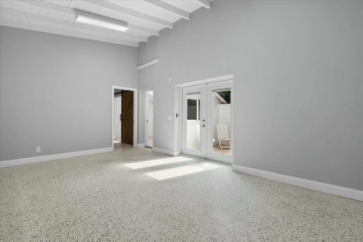 Residence photo 13