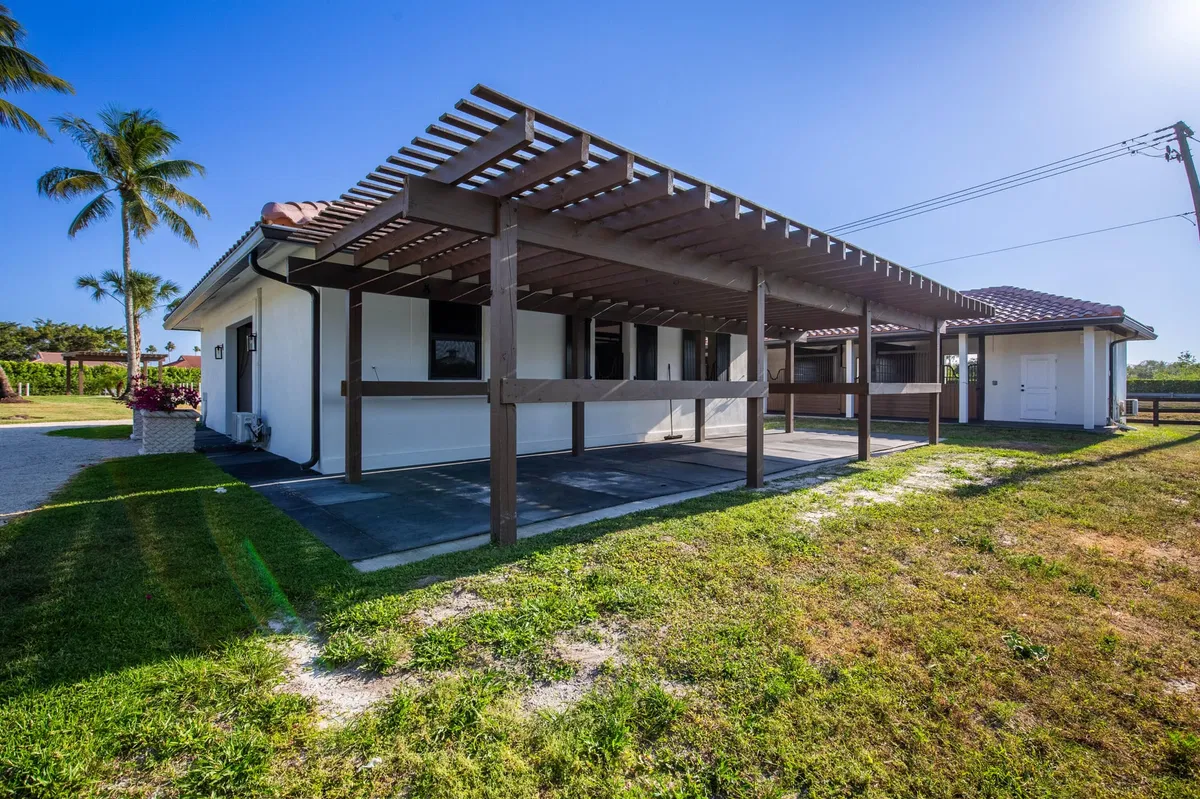 Saddle Trail Park Residence photo 34