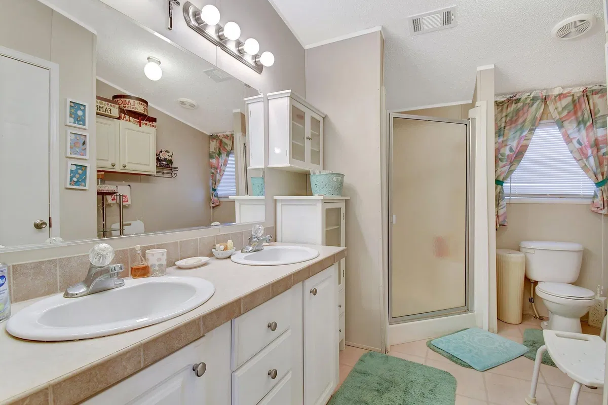 Residence photo 19