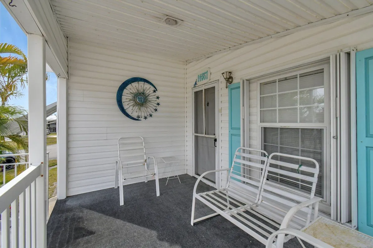 Residence photo 25