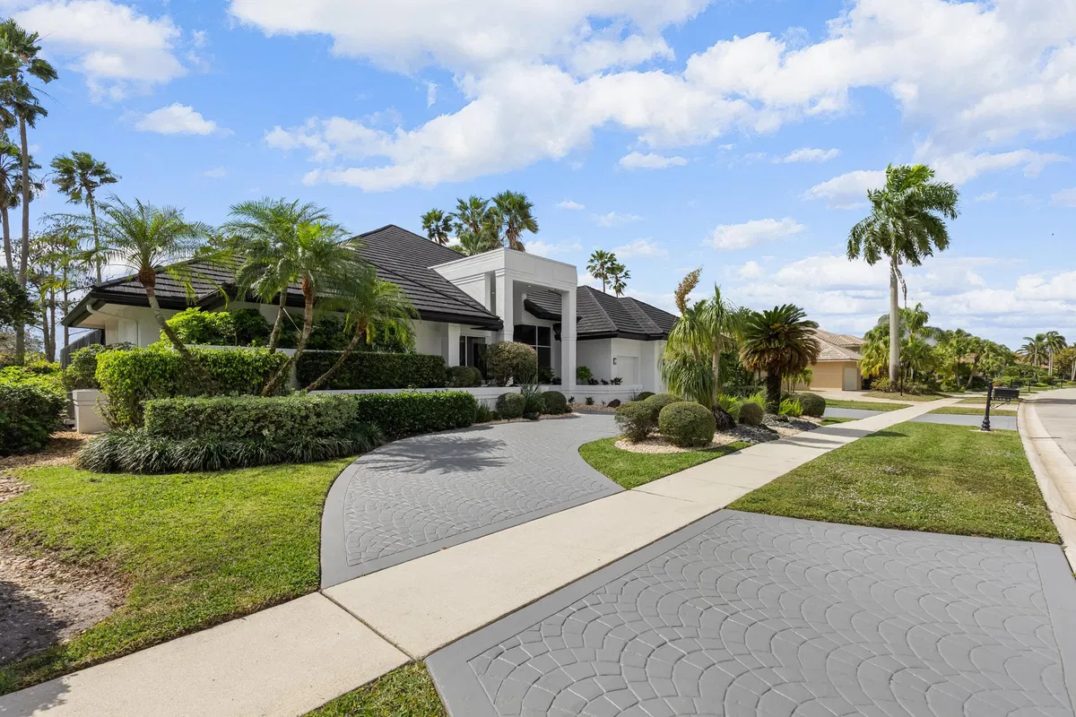 Stonebridge Country Club Residence