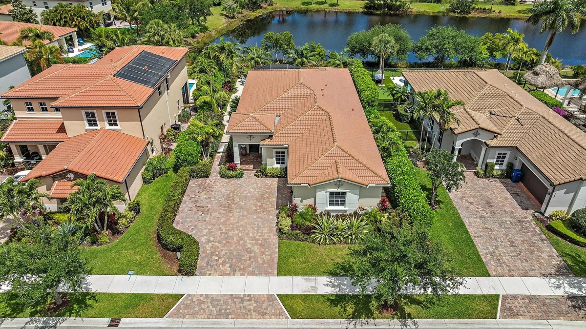 Rialto Jupiter Residence photo 40