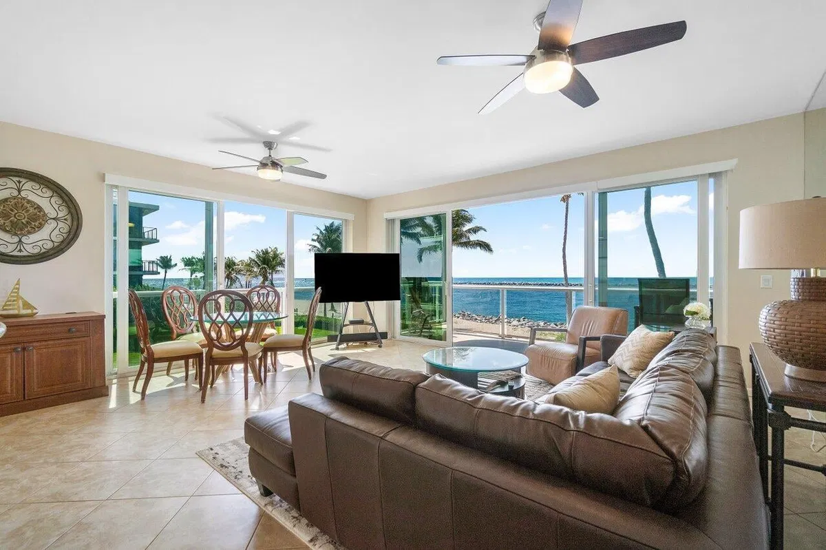 Singer Island Unit 204 photo 7