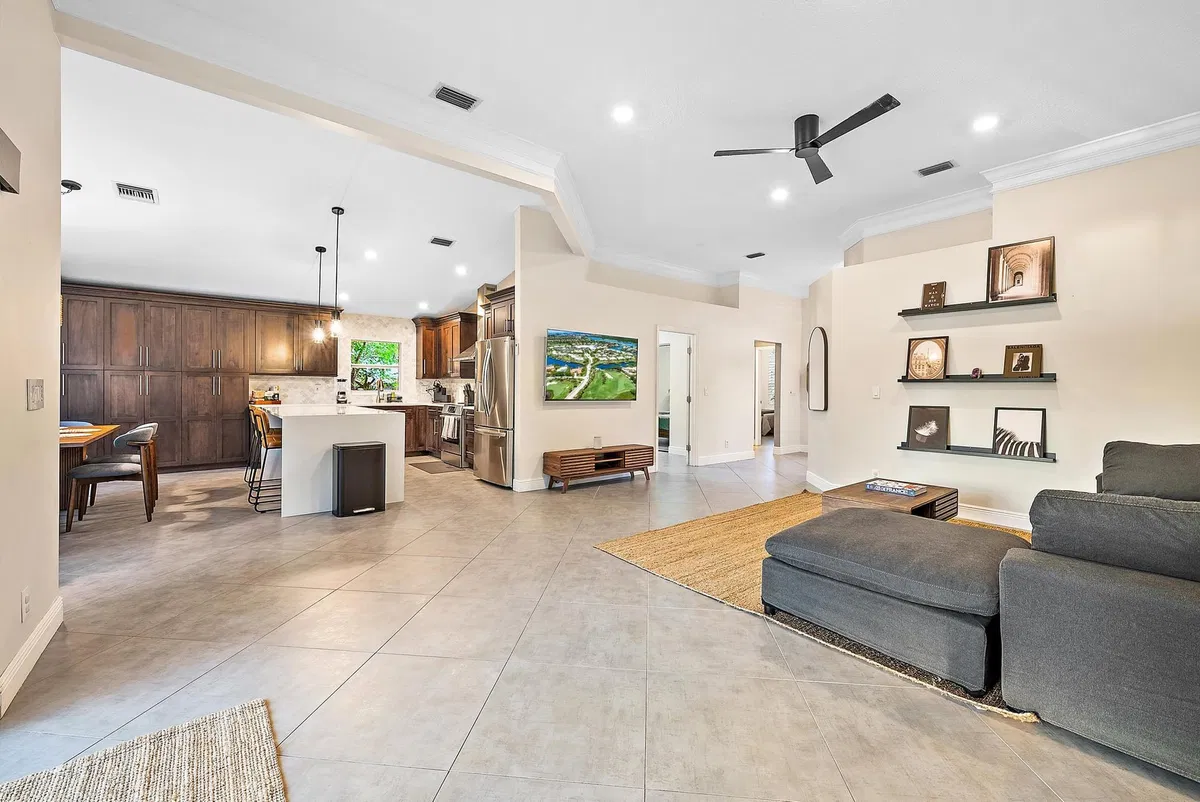Residence photo 7