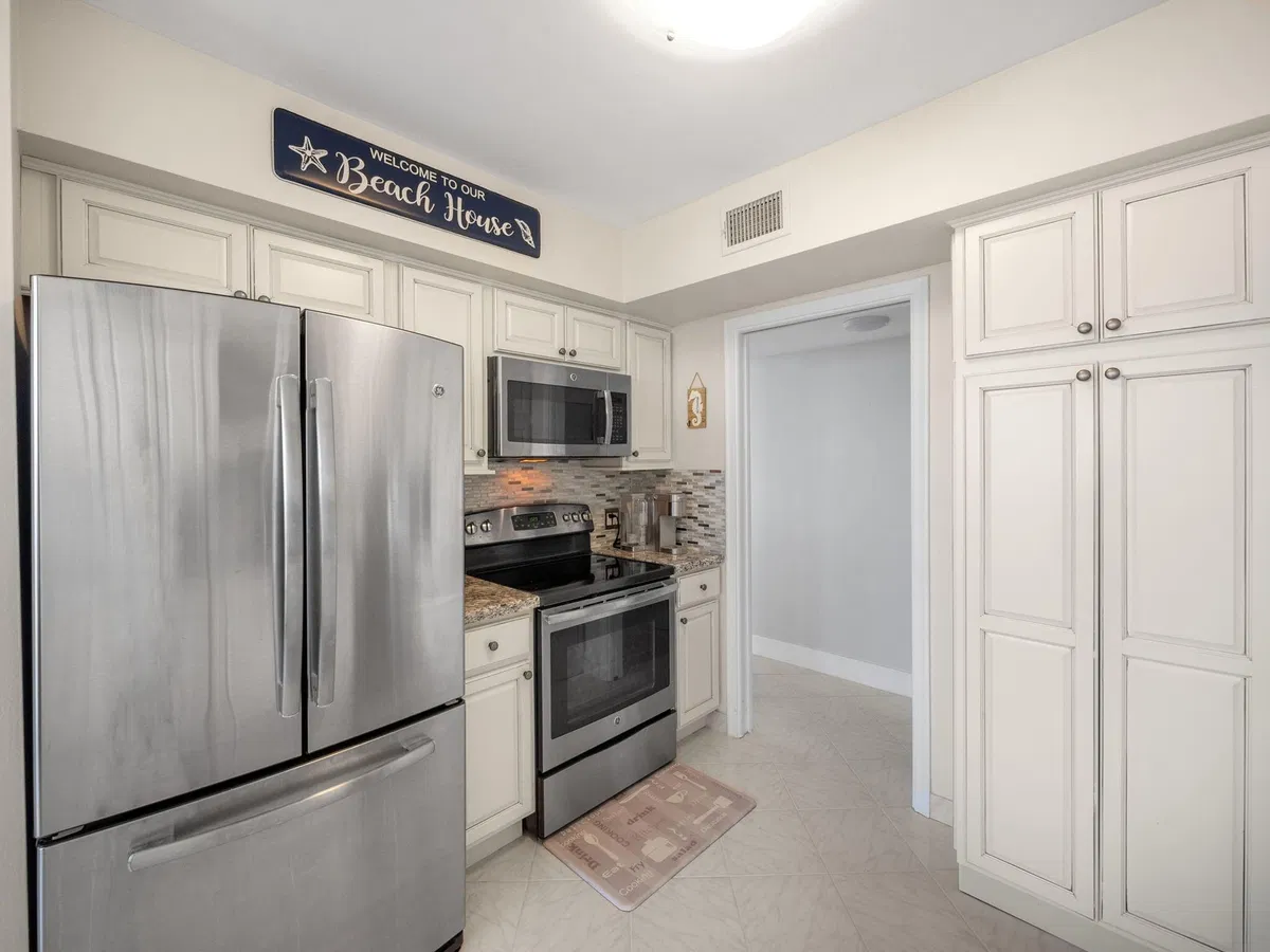 Singer Island Residence photo 7