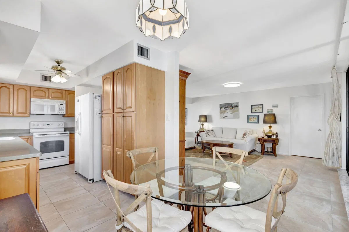 Eastpointe Singer Island Unit 15 A photo 19
