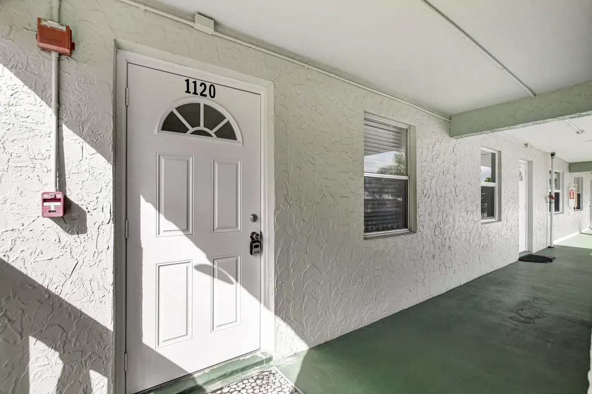  Unit 1120 photo 28
