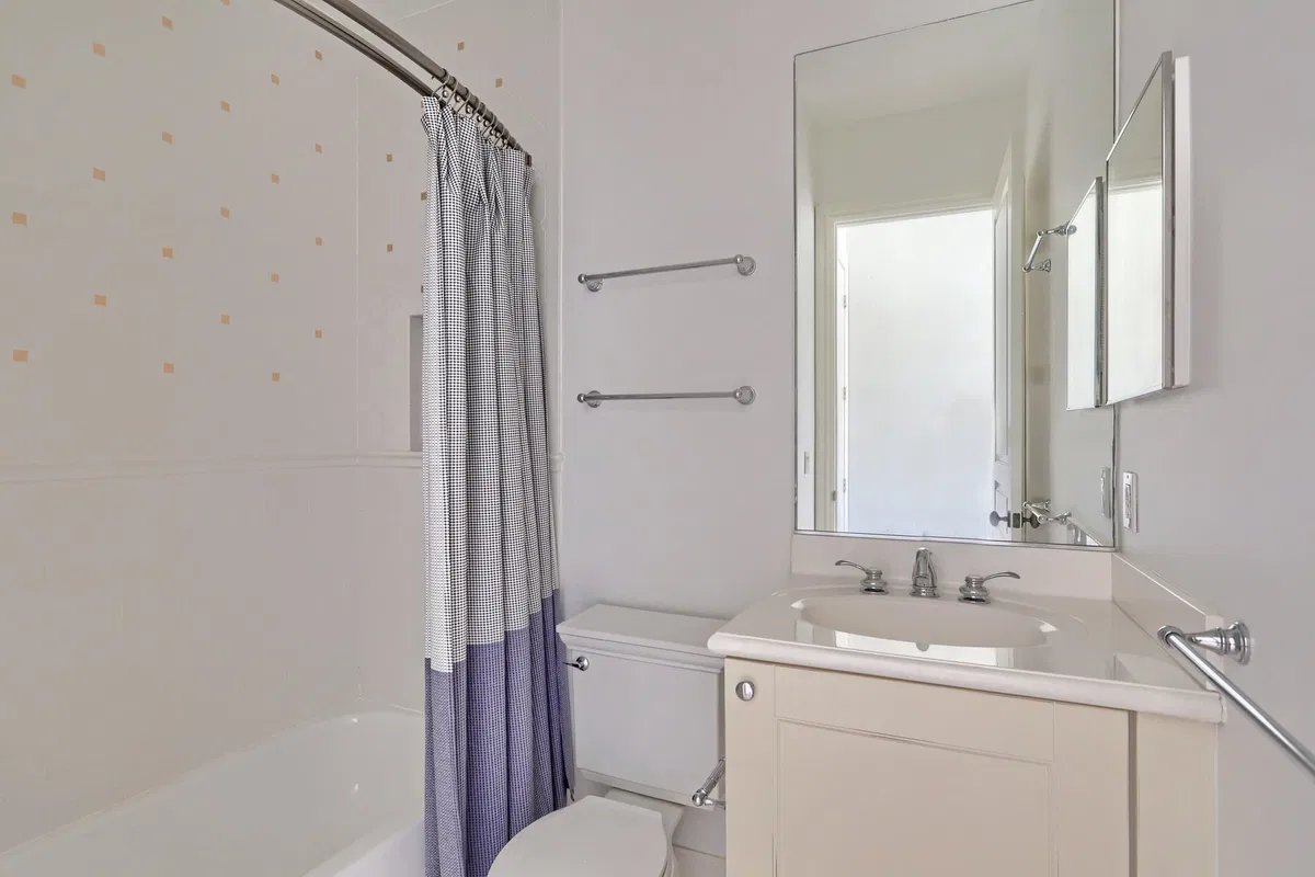 Magnolia Court Residence photo 31